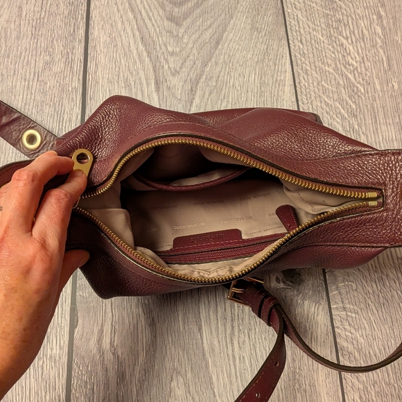 Michael Kors Raven Medium Messenger Crossbody Handbag - Picture 6 of 6